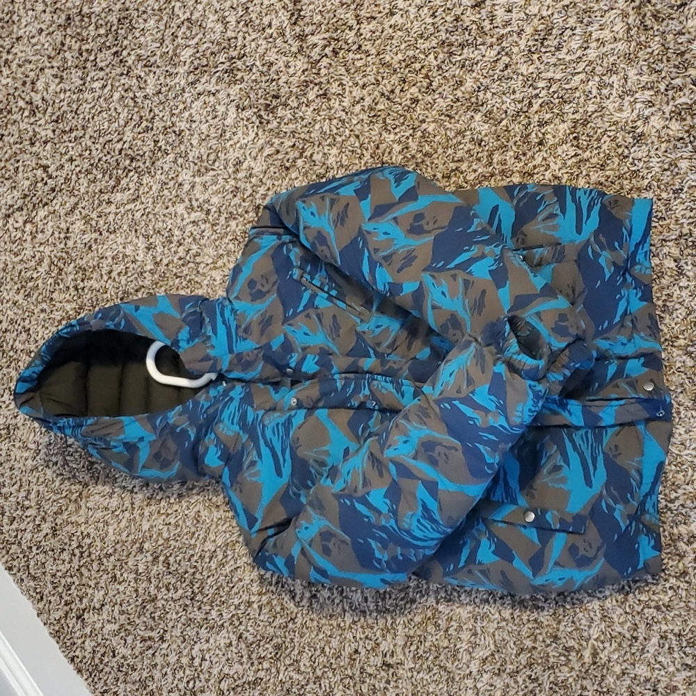 Gucci Boys puffer jacket size 10